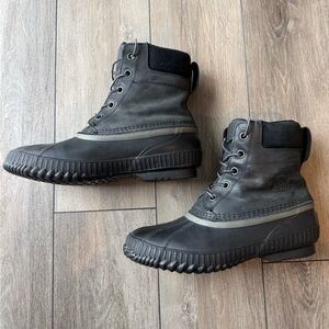 Sorel Men’s Cheyanne II Lace Duck Boots Size 11